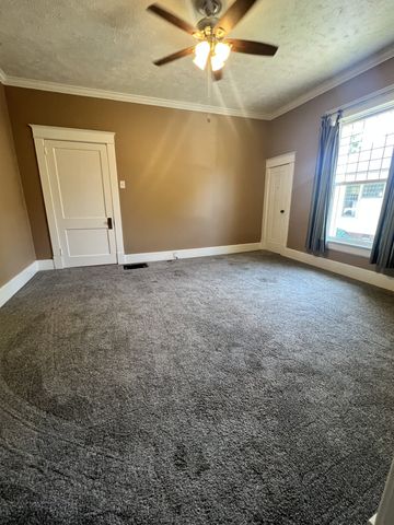 112 S Tarver Ave, Lebanon, TN 37087