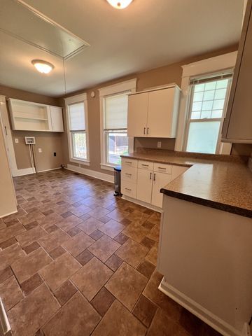 112 S Tarver Ave, Lebanon, TN 37087