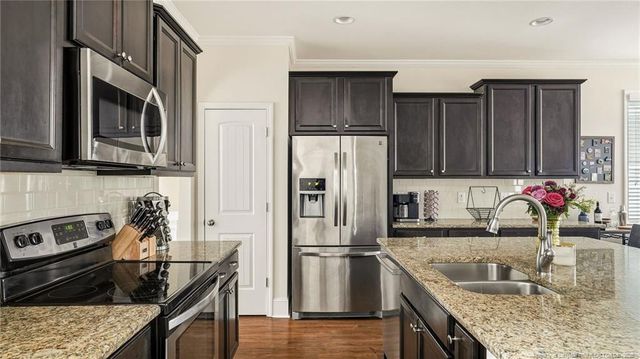 760 Legacy Lakes Way, Aberdeen, NC 28315