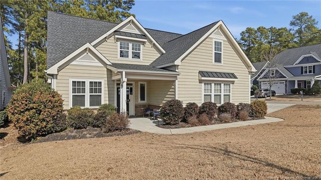 760 Legacy Lakes Way, Aberdeen, NC 28315