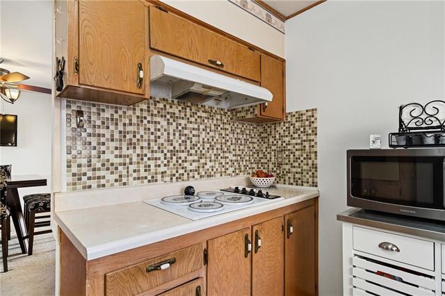 12128 E 49th Street, Independence, MO 64055