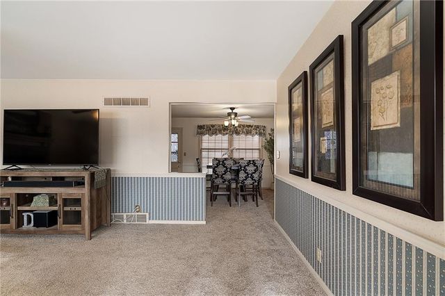 12128 E 49th Street, Independence, MO 64055