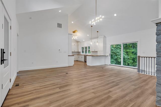 6221 S Shields Ridge Road, Bloomington, IN 47401
