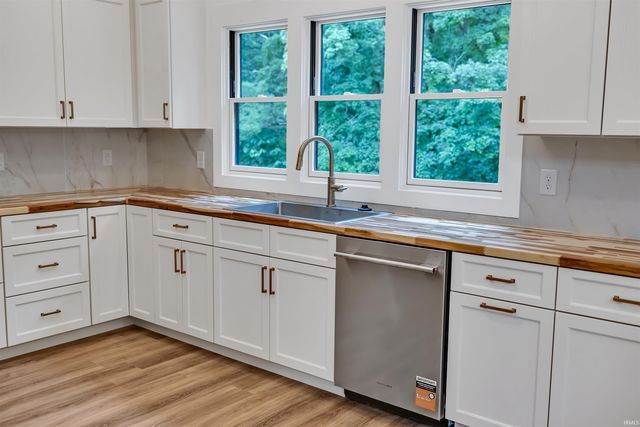 6221 S Shields Ridge Road, Bloomington, IN 47401
