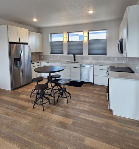 924 12th Street, Des Moines, IA 50309