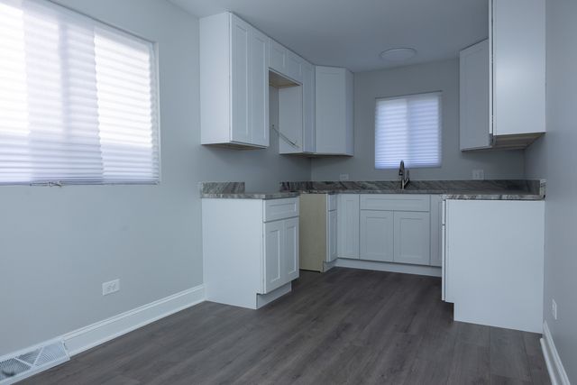 343 W 102nd Place, Chicago, IL 60628