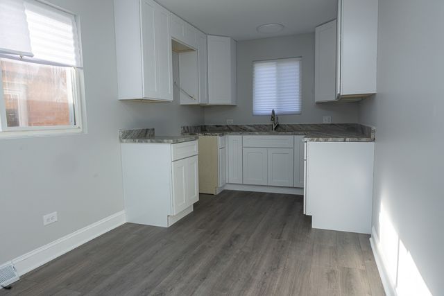 343 W 102nd Place, Chicago, IL 60628
