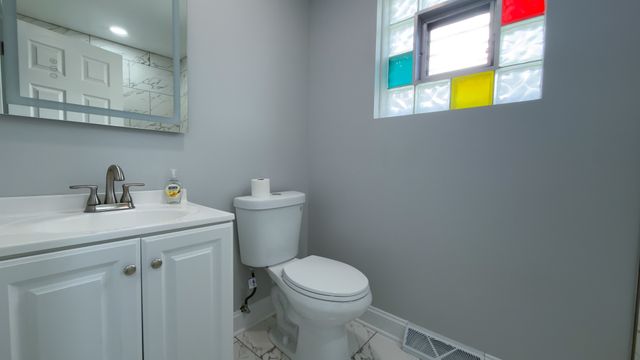 343 W 102nd Place, Chicago, IL 60628