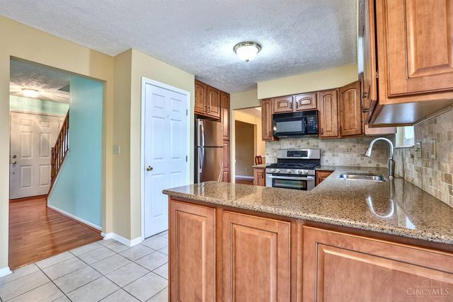 8244 Springleaf Lake Drive, Colerain Twp, OH 45247