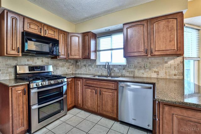 8244 Springleaf Lake Drive, Colerain Twp, OH 45247