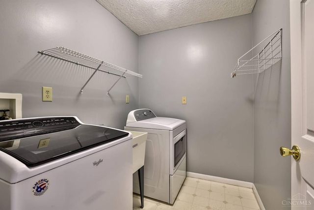 8244 Springleaf Lake Drive, Colerain Twp, OH 45247