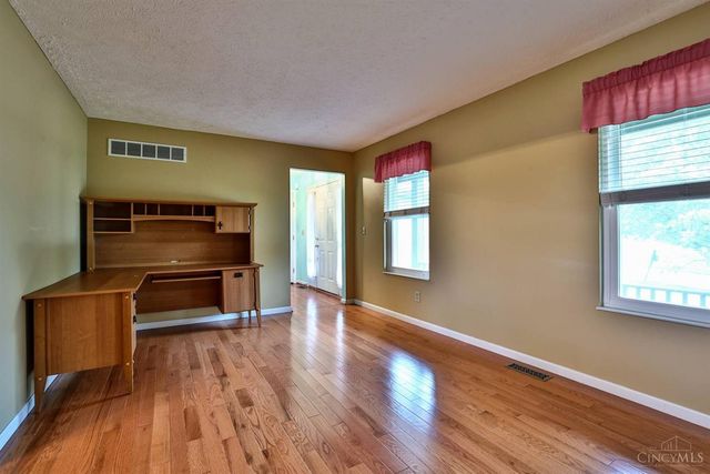 8244 Springleaf Lake Drive, Colerain Twp, OH 45247