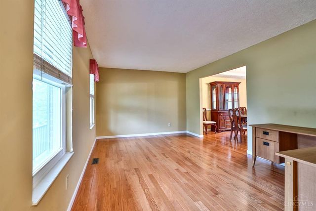 8244 Springleaf Lake Drive, Colerain Twp, OH 45247