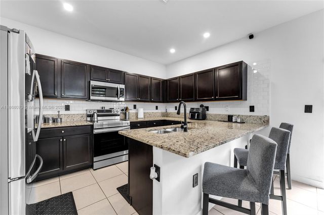 11505 SW 250th St, Homestead, FL 33032