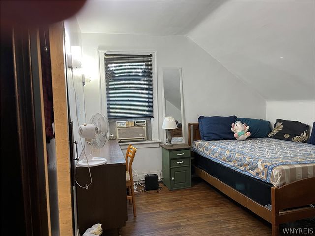 375 Winspear Avenue, Buffalo, NY 14215
