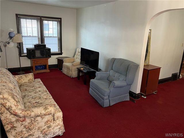 375 Winspear Avenue, Buffalo, NY 14215