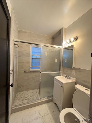 375 Winspear Avenue, Buffalo, NY 14215