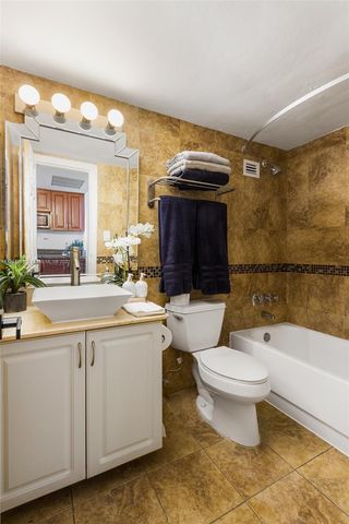 19201 Collins Ave 641, Sunny Isles Beach, FL 33160