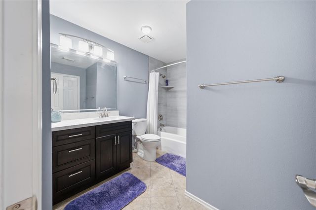 405 Regency Court, Friendswood, TX 77546