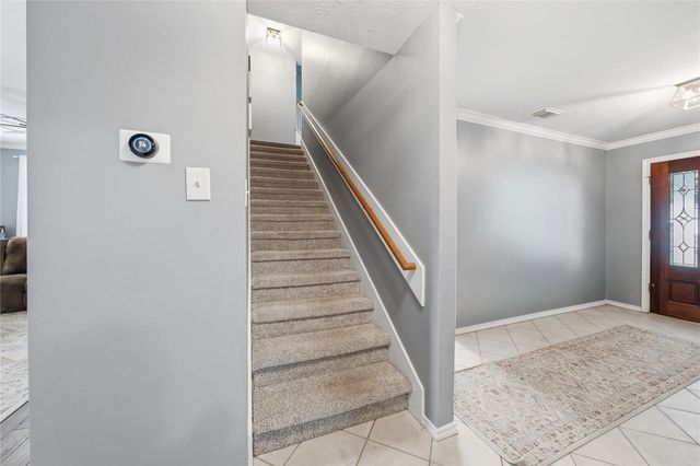 405 Regency Court, Friendswood, TX 77546