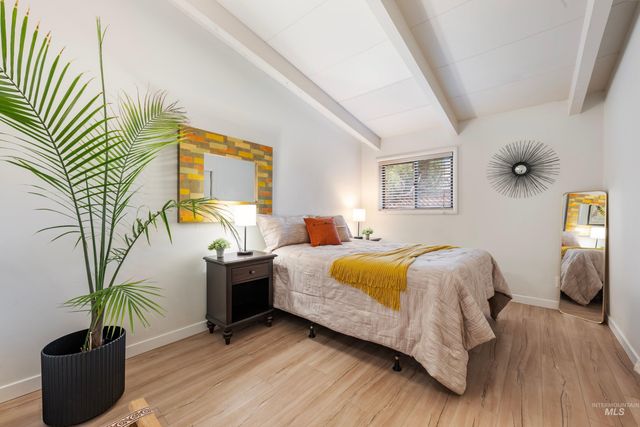 6708 W Holiday Drive, Boise, ID 83709