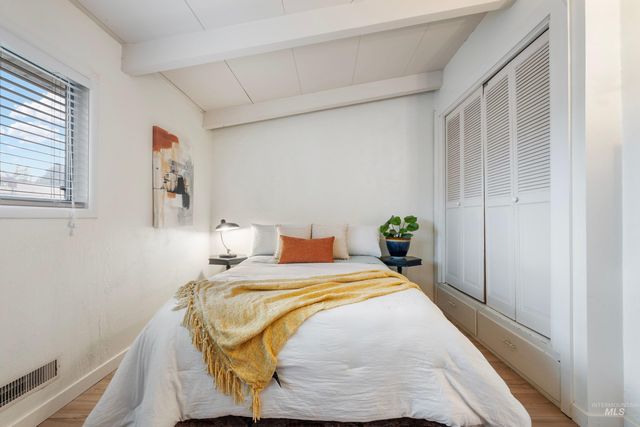 6708 W Holiday Drive, Boise, ID 83709