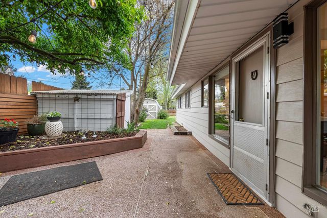 6708 W Holiday Drive, Boise, ID 83709