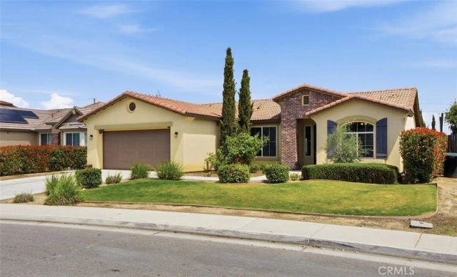 1906 McIntosh Way, Bakersfield, CA 93312