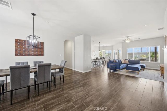 1906 McIntosh Way, Bakersfield, CA 93312