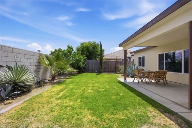 1906 McIntosh Way, Bakersfield, CA 93312