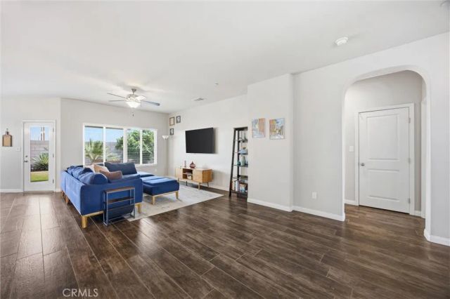 1906 McIntosh Way, Bakersfield, CA 93312