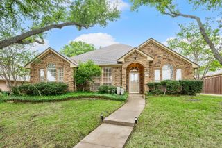 924 Hardie Street, Hurst, TX 76053