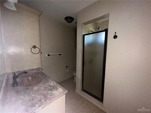 418 W Iroquois Avenue, Pharr, TX 78577