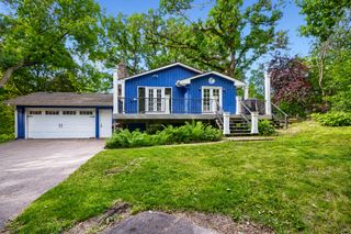 7100 Foxboro Lane, Woodbury, MN 55125