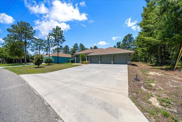 5 SAINTPAULIA STREET, Homosassa, FL 34446
