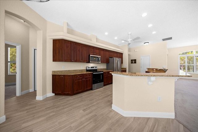 5 SAINTPAULIA STREET, Homosassa, FL 34446