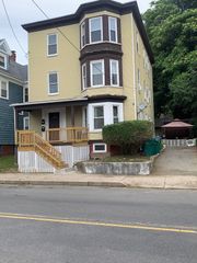 323 Chatham Street 2, Lynn, MA 01902