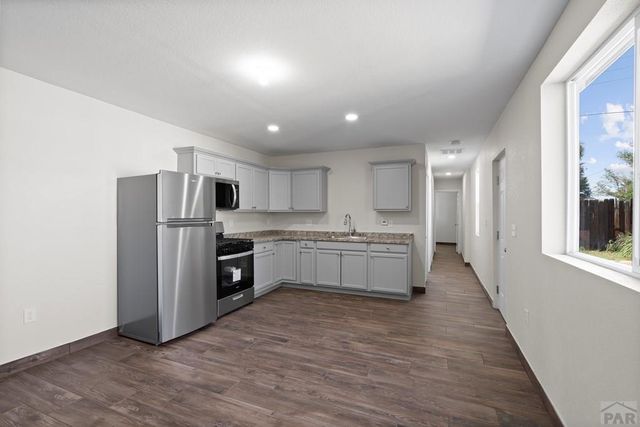 2027 E 14th St, Pueblo, CO 81001
