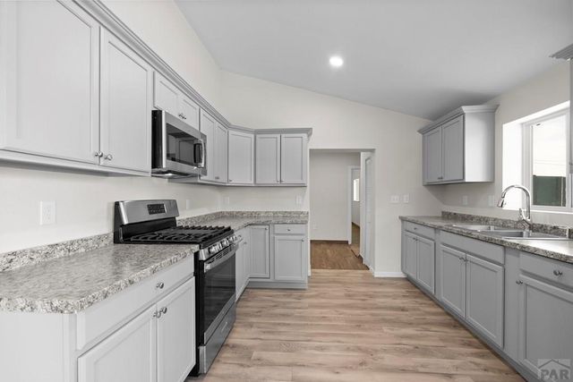 2027 E 14th St, Pueblo, CO 81001