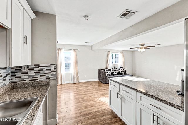 21 S 28TH Avenue, Phoenix, AZ 85009