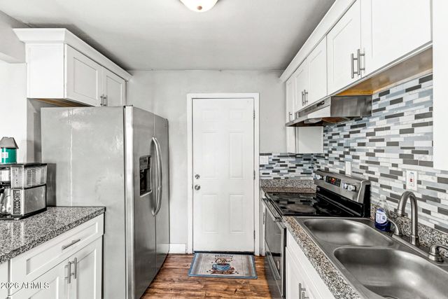 21 S 28TH Avenue, Phoenix, AZ 85009