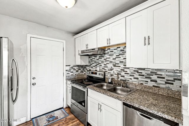 21 S 28TH Avenue, Phoenix, AZ 85009