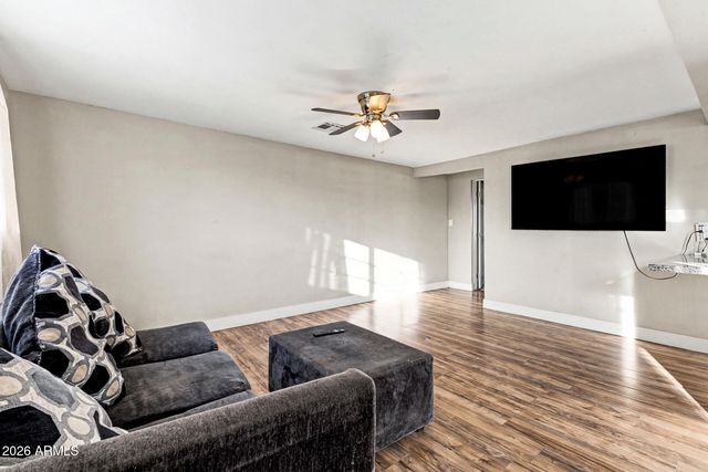 21 S 28TH Avenue, Phoenix, AZ 85009