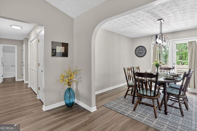 2562 Kennesaw Springs Court, Kennesaw, GA 30144