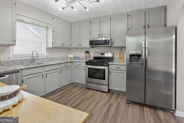 2562 Kennesaw Springs Court, Kennesaw, GA 30144