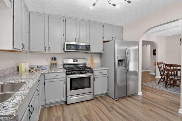 2562 Kennesaw Springs Court, Kennesaw, GA 30144