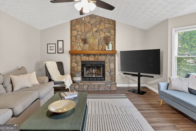2562 Kennesaw Springs Court, Kennesaw, GA 30144