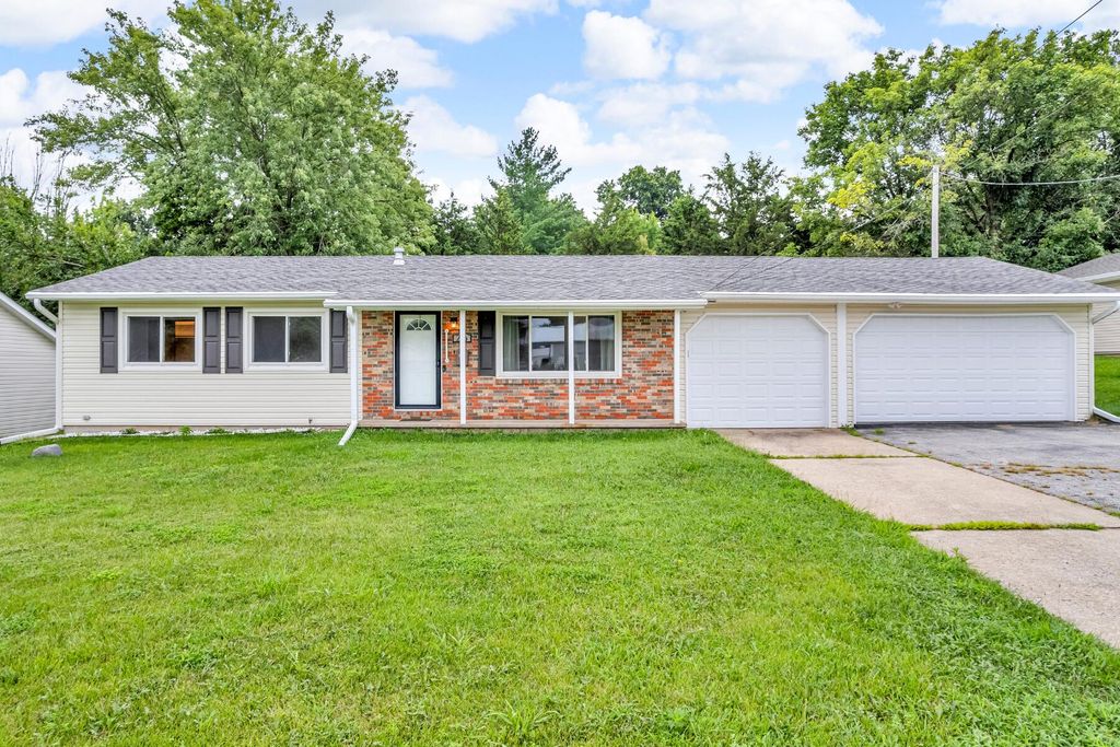 216 E VINE ST, Mexico, MO 65265