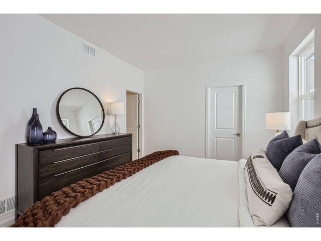 2449 Violet Cress Ln, Fort Collins, CO 80524