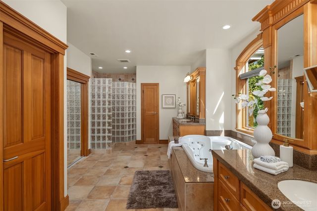 26345 NE 34th Street, Redmond, WA 98053